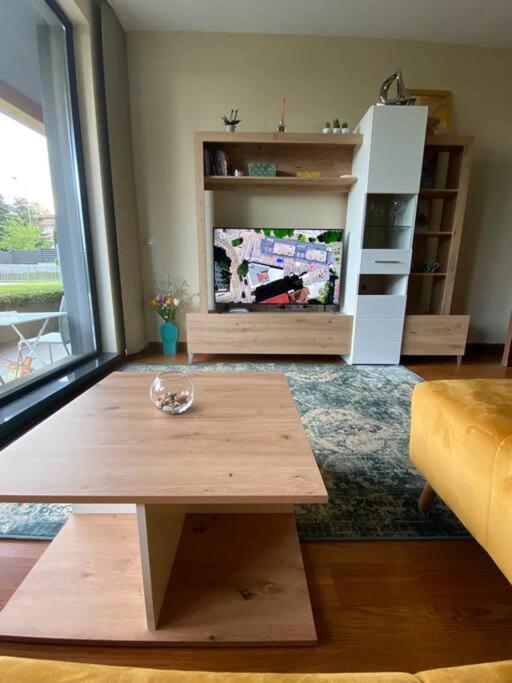 Lovely And Quiet Flat Wmn15 With Terrace/Pool Varna Luaran gambar